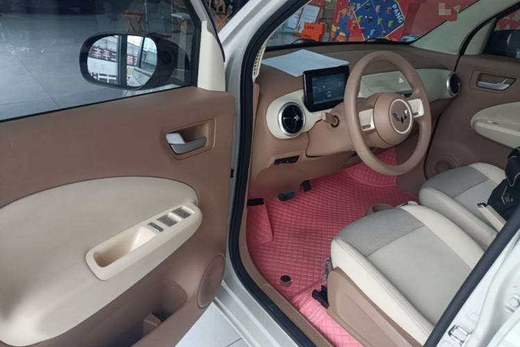 Used Wuling Hongguang MINIEV 2025 Four-Door Version Advanced Edition Driver Seat