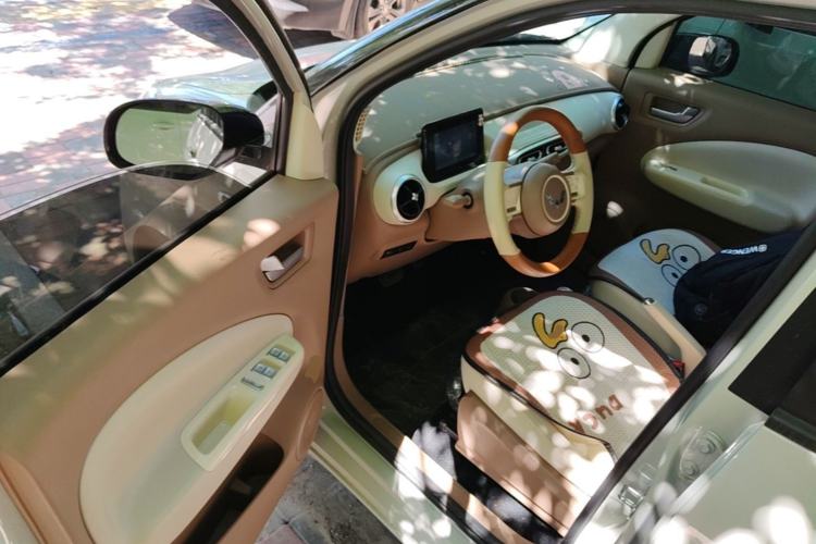 Used Wuling Hongguang MINIEV 2025 Four-Door Version Advanced Edition Driver Seat