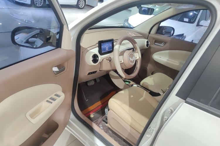 Used Wuling Hongguang MINIEV 2025 Four-Door Version Advanced Edition Driver Seat