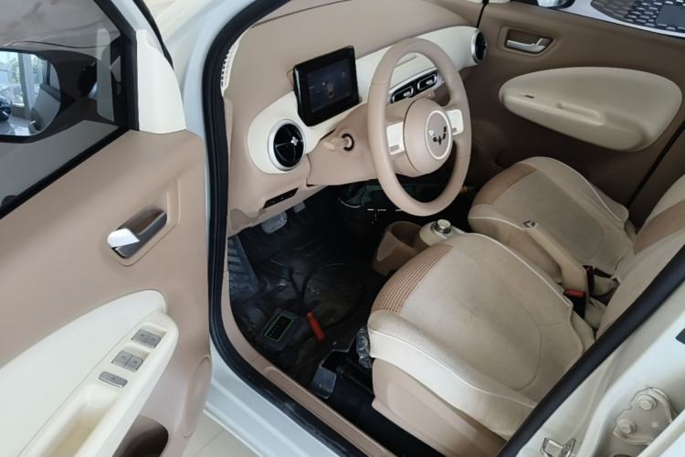 Used Wuling Hongguang MINIEV 2025 Four-Door Version Advanced Edition Driver Seat