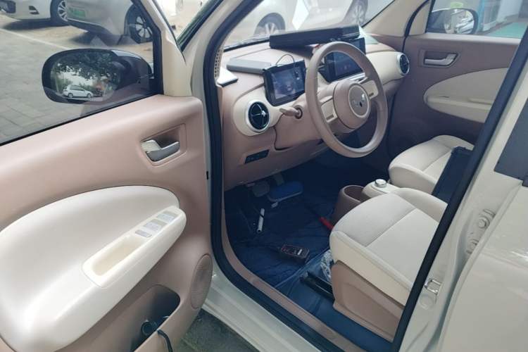 Used Wuling Hongguang MINIEV 2025 Four-Door Version Zhenxiang+ Edition Driver Seat