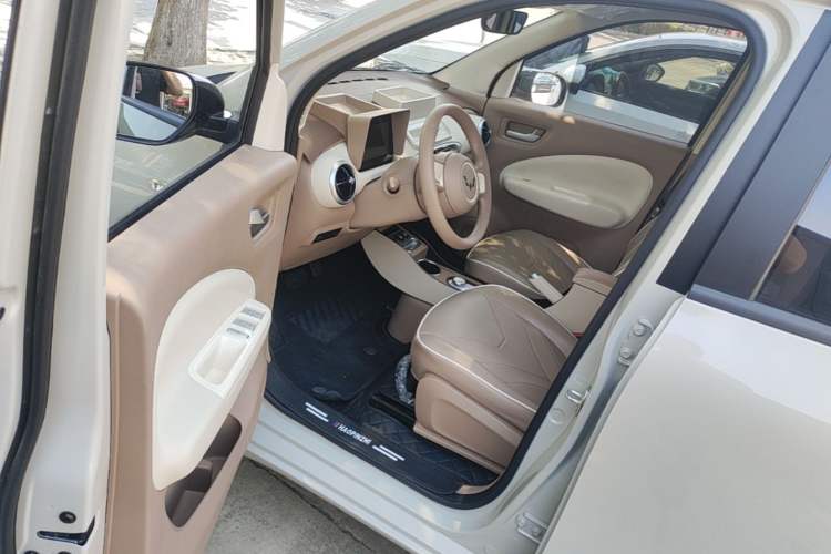 Used Wuling Hongguang MINIEV 2025 Four-Door Version Advanced Edition Driver Seat