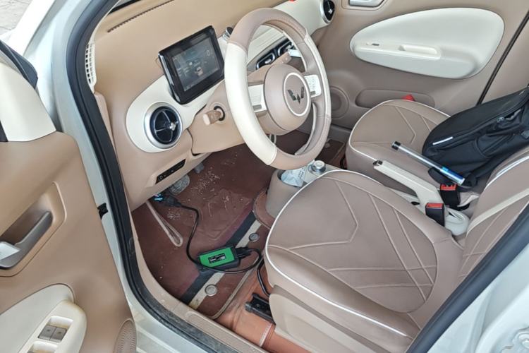 Used Wuling Hongguang MINIEV 2025 Four-Door Version Advanced Edition Driver Seat