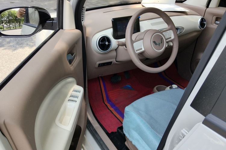 Used Wuling Hongguang MINIEV 2025 Four-Door Version Advanced Edition Driver Seat