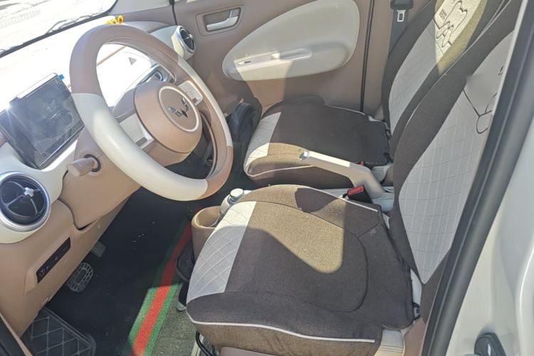 Used Wuling Hongguang MINIEV 2025 Four-Door Version Advanced Edition Driver Seat