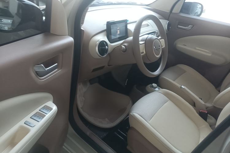 Used Wuling Hongguang MINIEV 2025 Four-Door Version Advanced Edition Driver Seat
