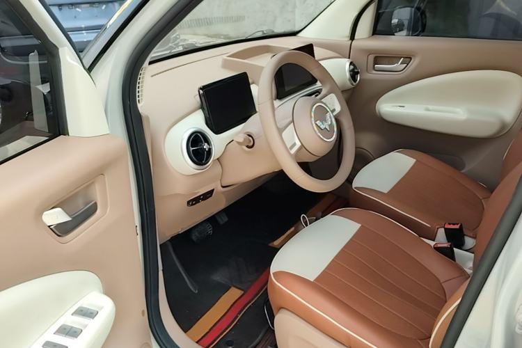 Used Wuling Hongguang MINIEV 2025 Four-Door Version Zhenxiang+ Edition Driver Seat