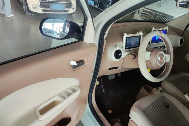 Used Wuling Hongguang MINIEV 2025 Four-Door Version Advanced Edition Driver Seat