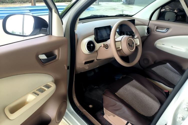 Used Wuling Hongguang MINIEV 2025 Four-Door Version Zhenxiang+ Edition Driver Seat