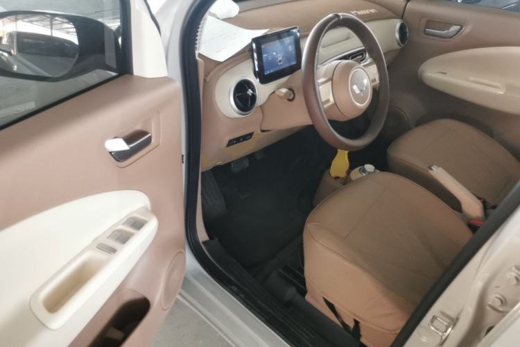 Used Wuling Hongguang MINIEV 2025 Four-Door Version Advanced Edition Driver Seat