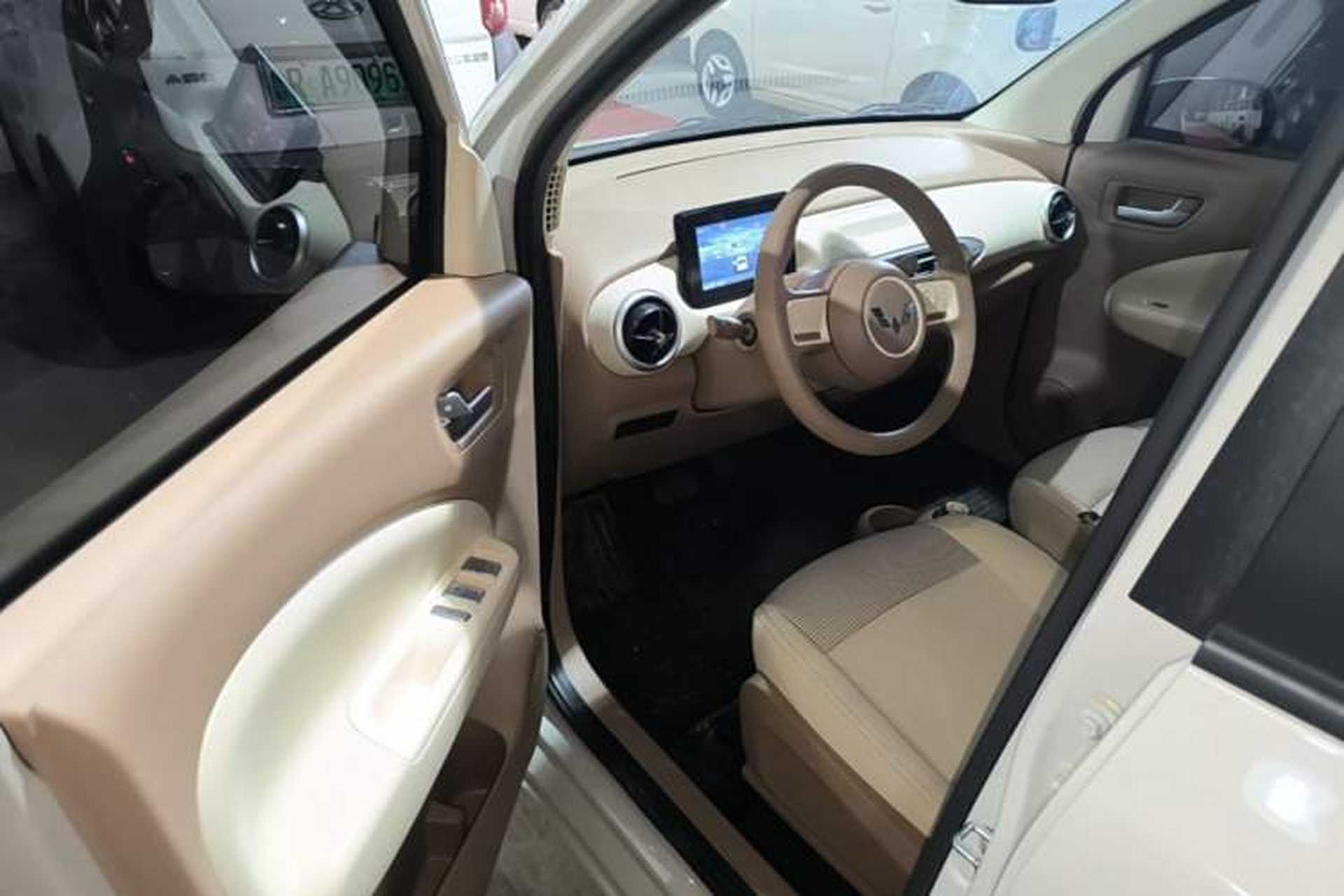 Used Wuling Hongguang MINIEV 2025 Four-Door Version Advanced Edition Driver Seat
