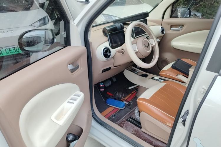 Used Wuling Hongguang MINIEV 2025 Four-Door Version Advanced Edition Driver Seat