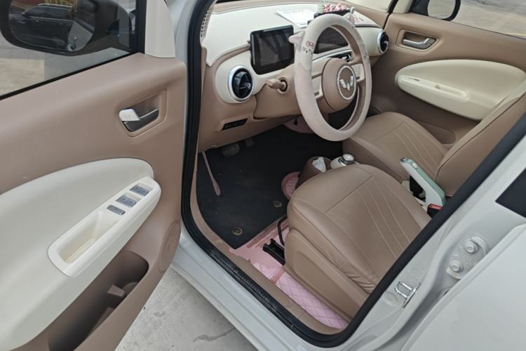 Used Wuling Hongguang MINIEV 2025 Four-Door Version Advanced Edition Driver Seat