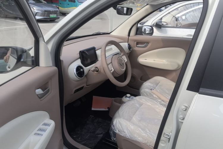 Used Wuling Hongguang MINIEV 2025 Four-Door Version Advanced Edition Driver Seat
