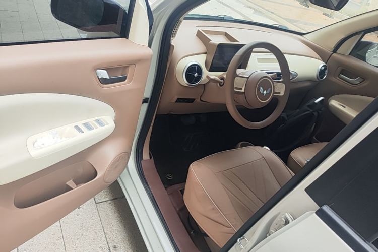 Used Wuling Hongguang MINIEV 2025 Four-Door Version Advanced Edition Driver Seat