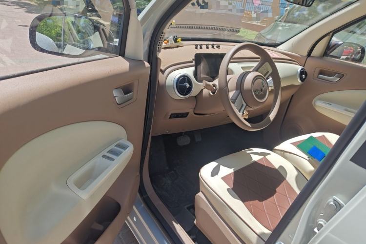 Used Wuling Hongguang MINIEV 2025 Four-Door Version Advanced Edition Driver Seat