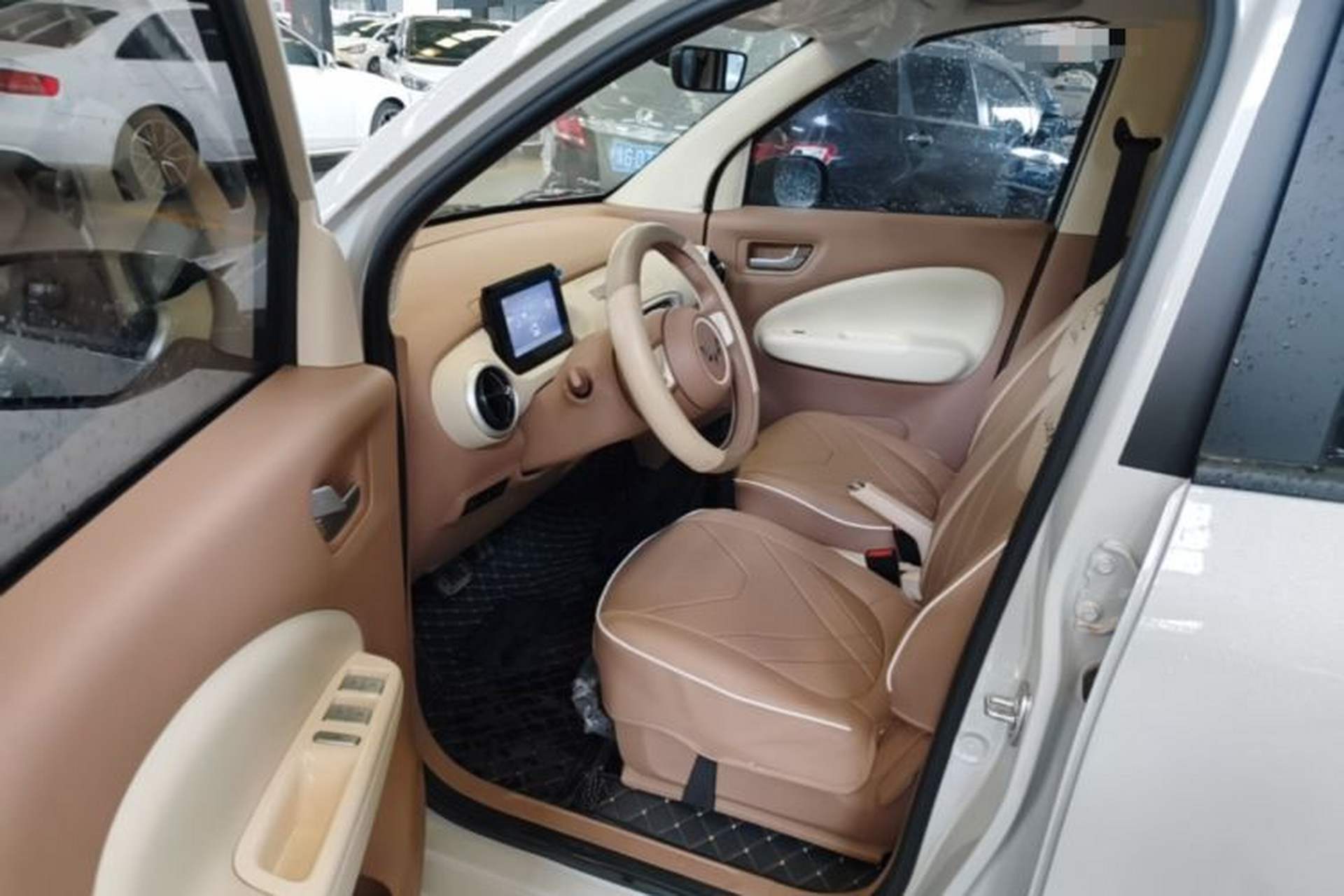 Used Wuling Hongguang MINIEV 2025 Four-Door Version Advanced Edition Driver Seat
