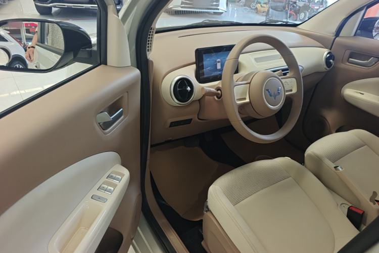 Used Wuling Hongguang MINIEV 2025 Four-Door Version Advanced Edition Driver Seat