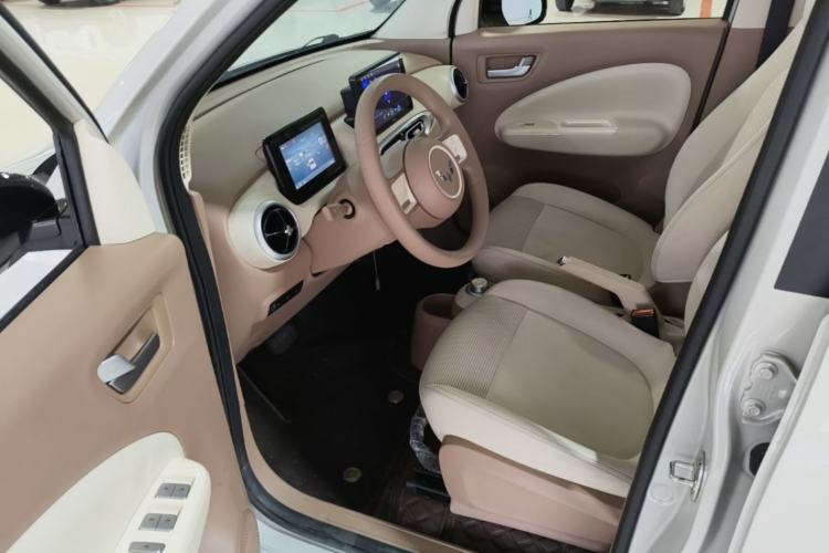 Used Wuling Hongguang MINIEV 2025 Four-Door Version Advanced Edition Driver Seat