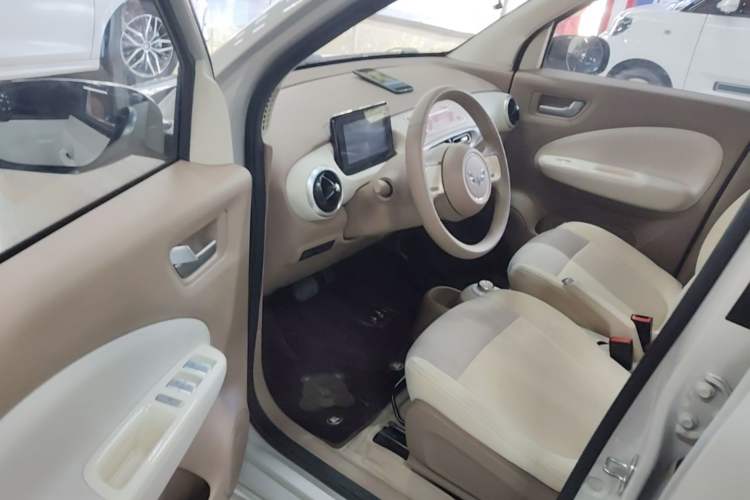 Used Wuling Hongguang MINIEV 2025 Four-Door Version Advanced Edition Driver Seat