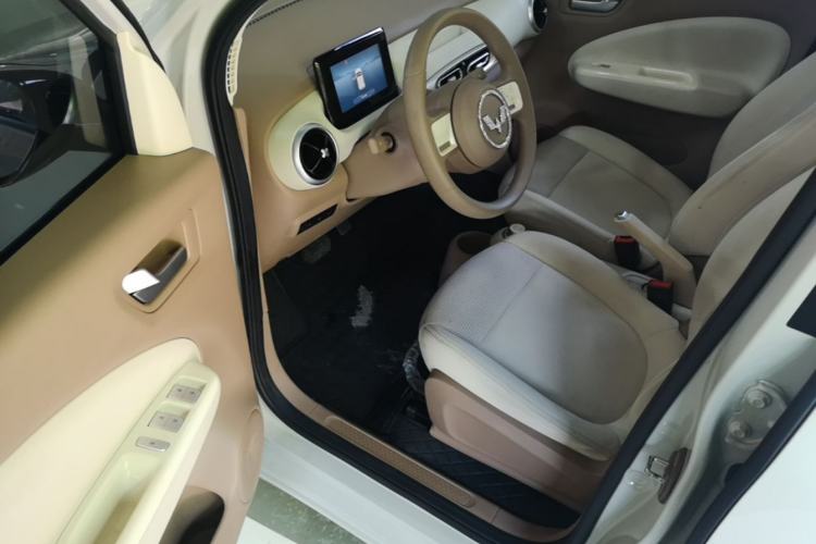 Used Wuling Hongguang MINIEV 2025 Four-Door Version Advanced Edition Driver Seat
