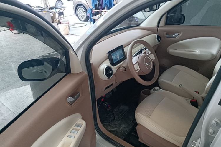 Used Wuling Hongguang MINIEV 2025 Four-Door Version Advanced Edition Driver Seat