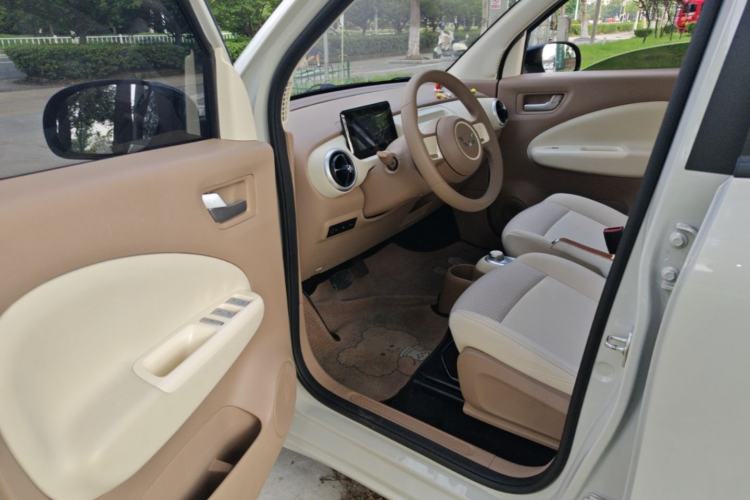 Used Wuling Hongguang MINIEV 2025 Four-Door Version Advanced Edition Driver Seat