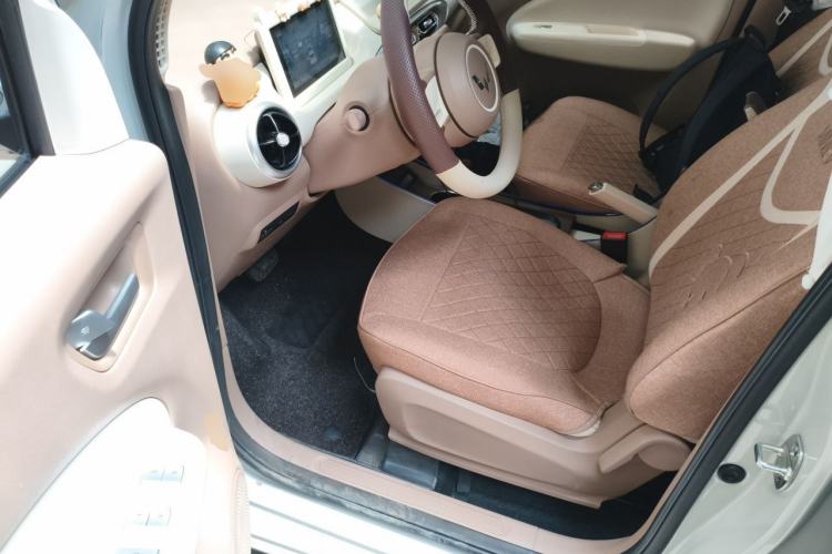 Used Wuling Hongguang MINIEV 2025 Four-Door Version Advanced Edition Driver Seat