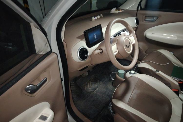 Used Wuling Hongguang MINIEV 2025 Four-Door Version Advanced Edition Driver Seat