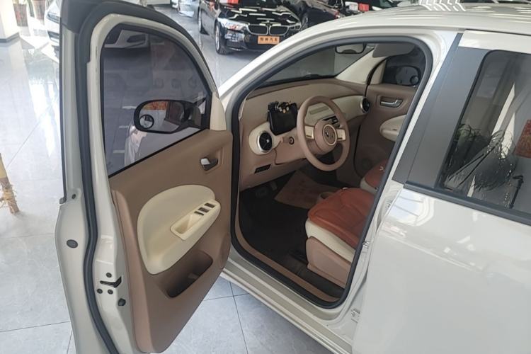 Used Wuling Hongguang MINIEV 2025 Four-Door Version Advanced Edition Driver Seat
