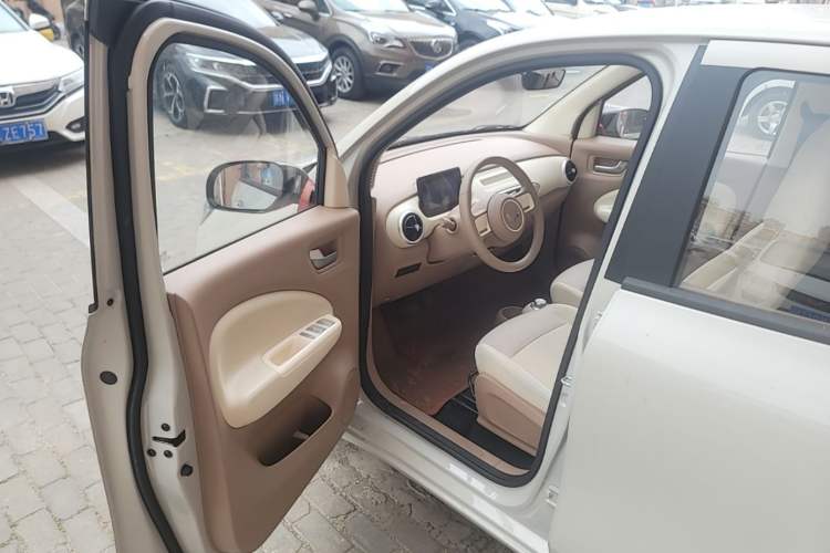 Used Wuling Hongguang MINIEV 2025 Four-Door Version Advanced Edition Driver Seat