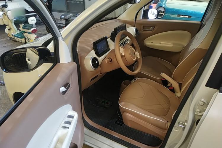 Used Wuling Hongguang MINIEV 2025 Four-Door Version Advanced Edition Driver Seat
