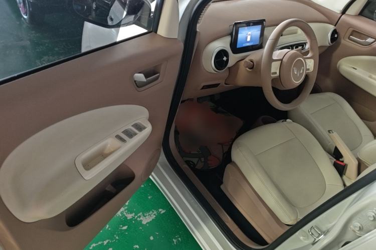 Used Wuling Hongguang MINIEV 2025 Four-Door Version Advanced Edition Driver Seat