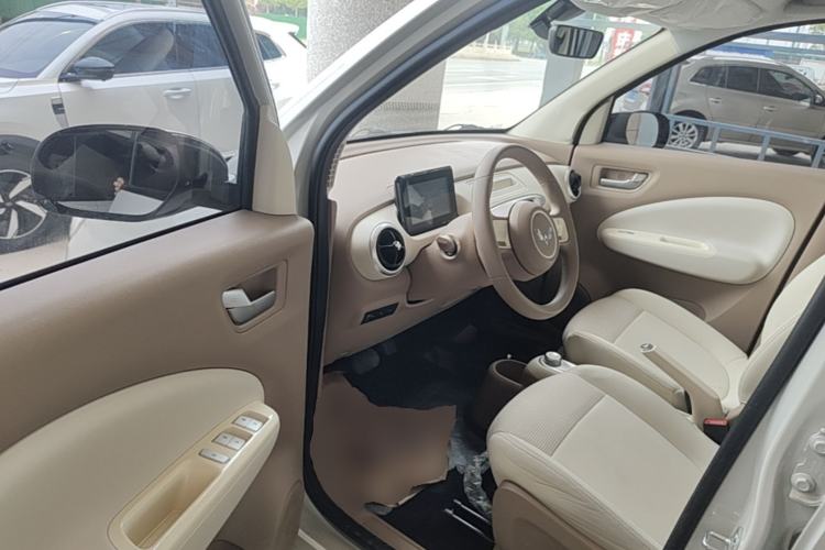 Used Wuling Hongguang MINIEV 2025 Four-Door Version Advanced Edition Driver Seat