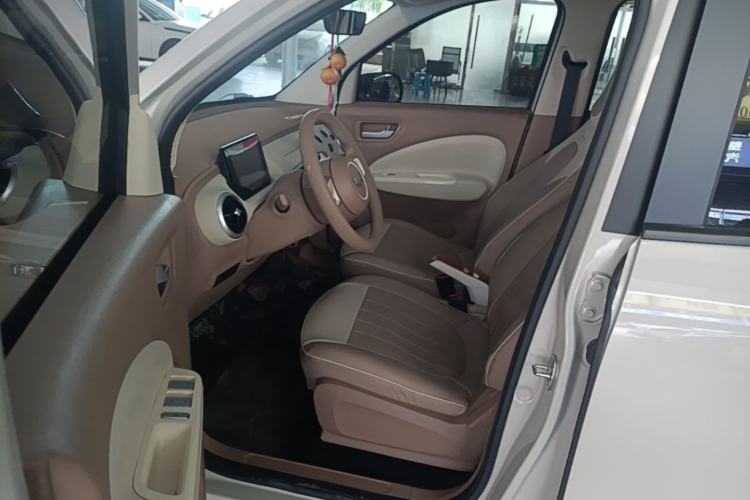 Used Wuling Hongguang MINIEV 2025 Four-Door Version Advanced Edition Driver Seat