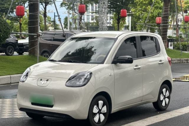 Used Wuling Hongguang MINIEV 2025 Four-Door Version Advanced Edition