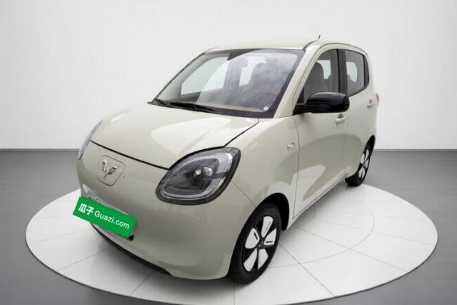 Ojetý Wuling Hongguang MINIEV 2025 Four-Door Version Advanced Edition