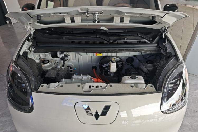 Used Wuling Hongguang MINIEV 2025 Four-Door Version Advanced Edition Engine Bay
