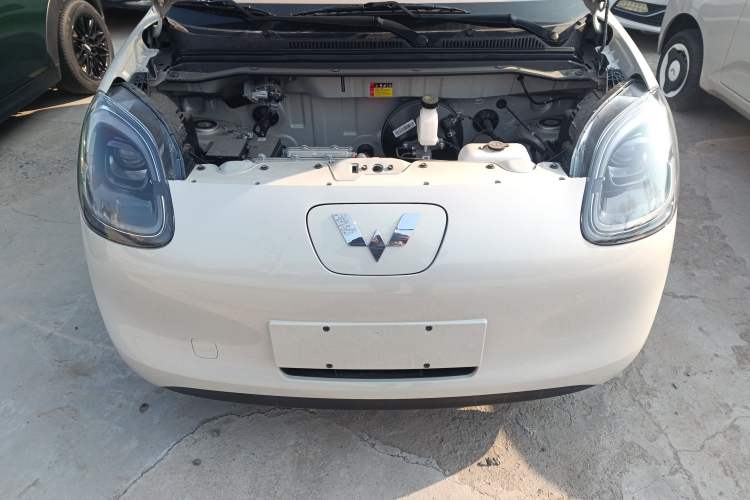 Used Wuling Hongguang MINIEV 2025 Four-Door Version Advanced Edition Engine Bay
