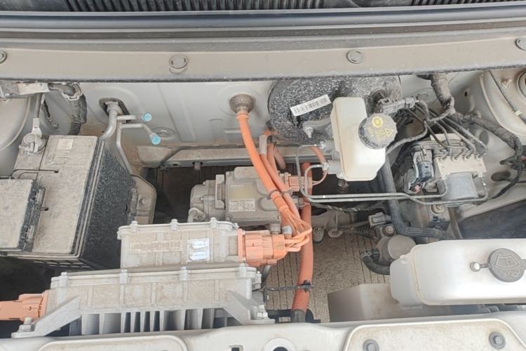 Used Wuling Hongguang MINIEV 2025 Four-Door Version Advanced Edition Engine Bay