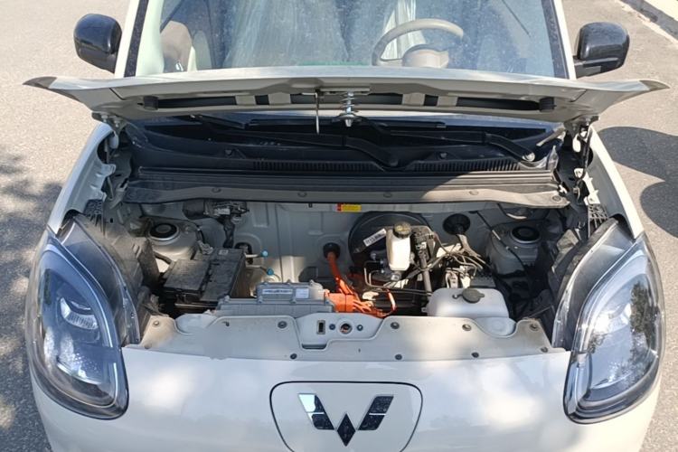 Used Wuling Hongguang MINIEV 2025 Four-Door Version Advanced Edition Engine Bay