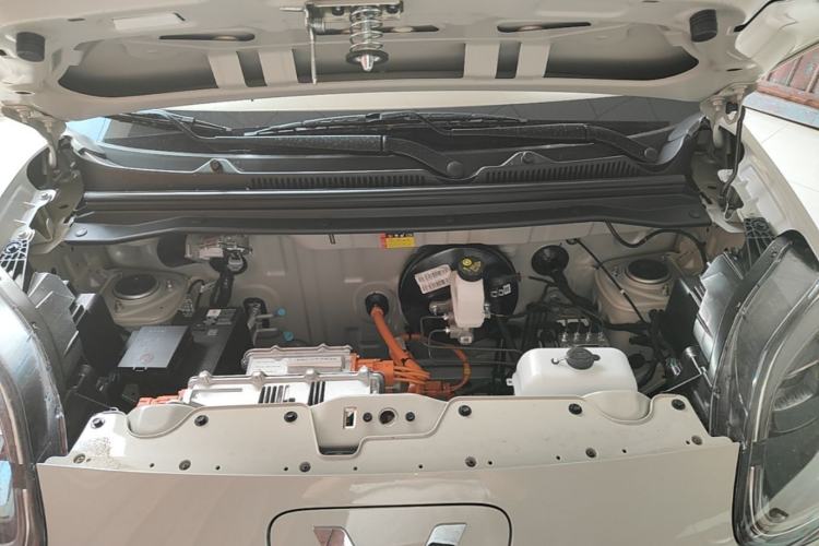 Used Wuling Hongguang MINIEV 2025 Four-Door Version Advanced Edition Engine Bay