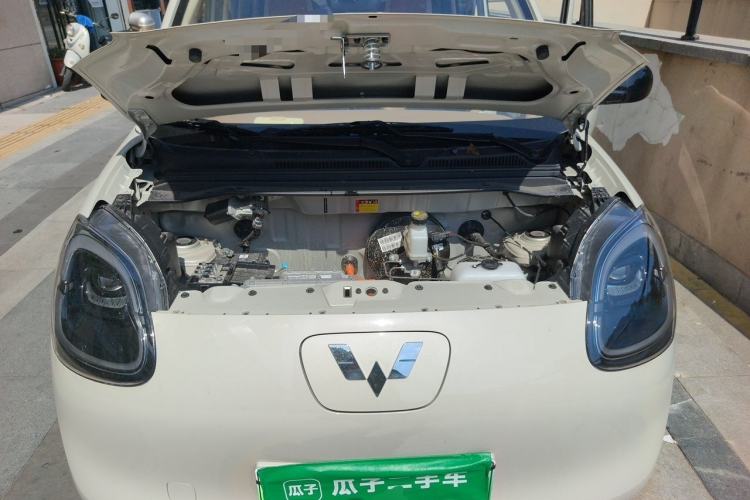 Used Wuling Hongguang MINIEV 2025 Four-Door Version Advanced Edition Engine Bay