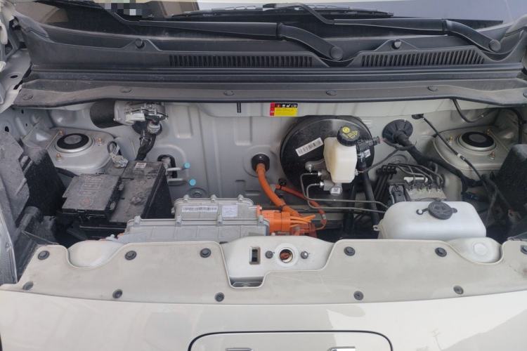 Used Wuling Hongguang MINIEV 2025 Four-Door Version Advanced Edition Engine Bay