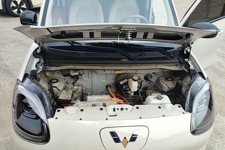 Used Wuling Hongguang MINIEV 2025 Four-Door Version Advanced Edition Engine Bay