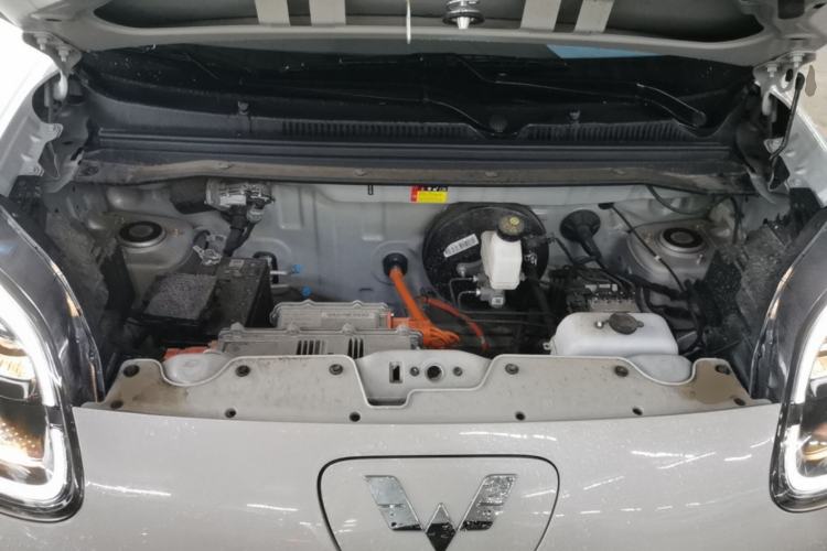 Used Wuling Hongguang MINIEV 2025 Four-Door Version Advanced Edition Engine Bay
