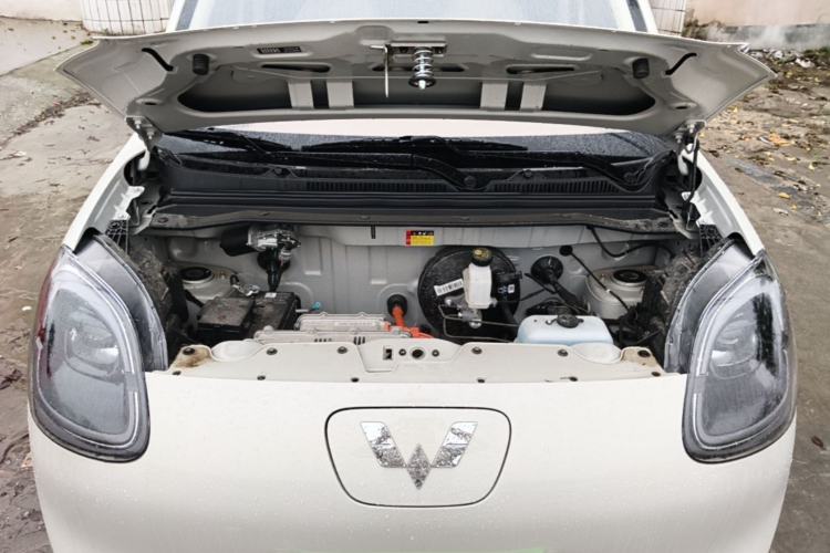 Used Wuling Hongguang MINIEV 2025 Four-Door Version Advanced Edition Engine Bay