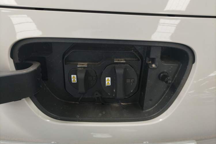 Used Wuling Hongguang MINIEV 2025 Four-Door Version Advanced Edition Engine Bay