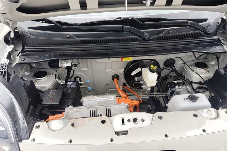 Used Wuling Hongguang MINIEV 2025 Four-Door Version Advanced Edition Engine Bay
