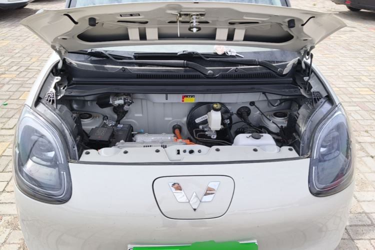 Used Wuling Hongguang MINIEV 2025 Four-Door Version Zhenxiang+ Edition Engine Bay
